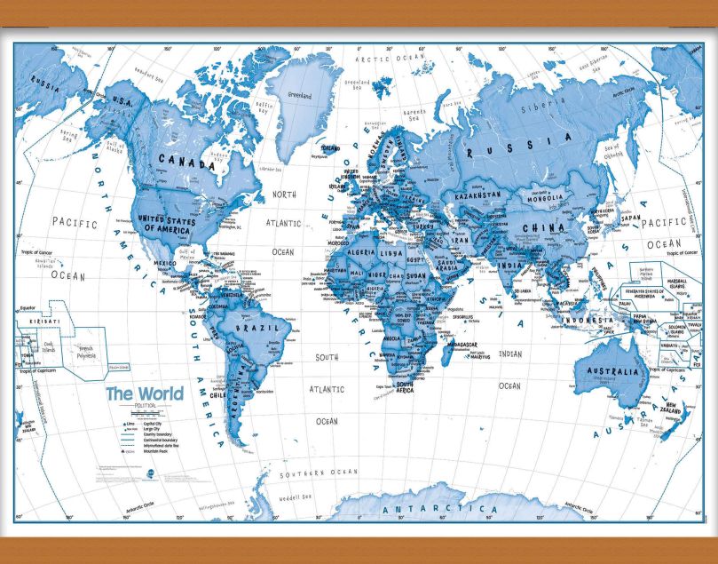 Medium Children's Art Map of the World Blue (Wooden hanging bars)