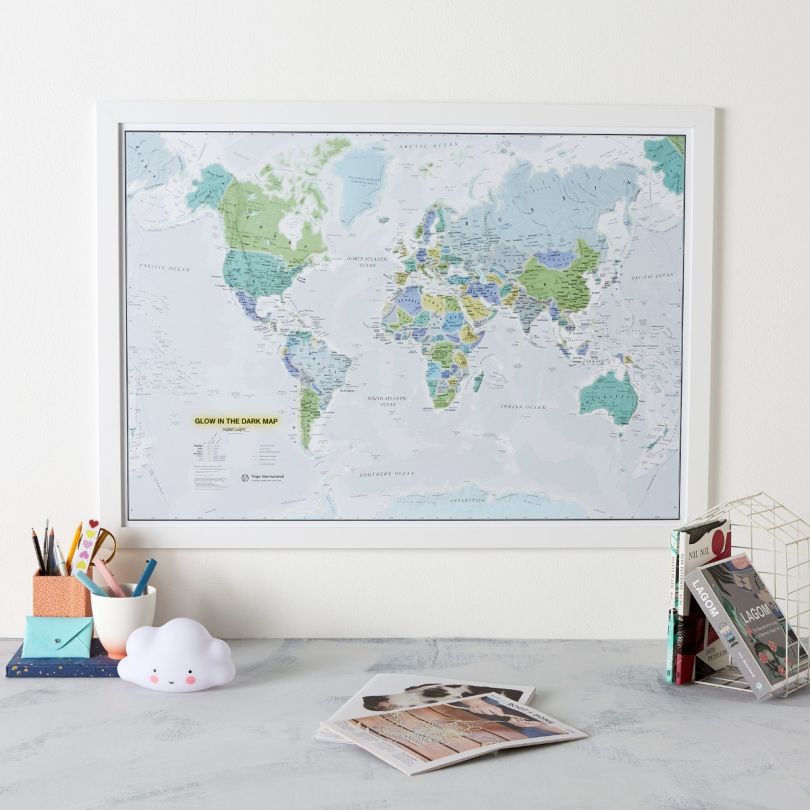 Glow in the Dark World Map (Pinboard & wood frame - White)