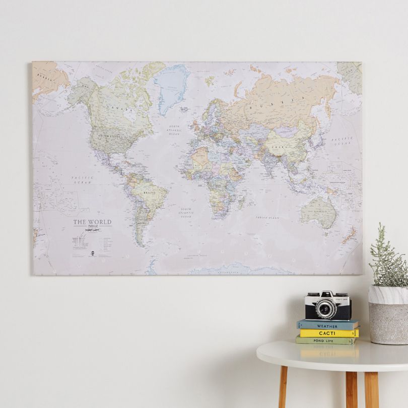 Large Classic World Map (Canvas)